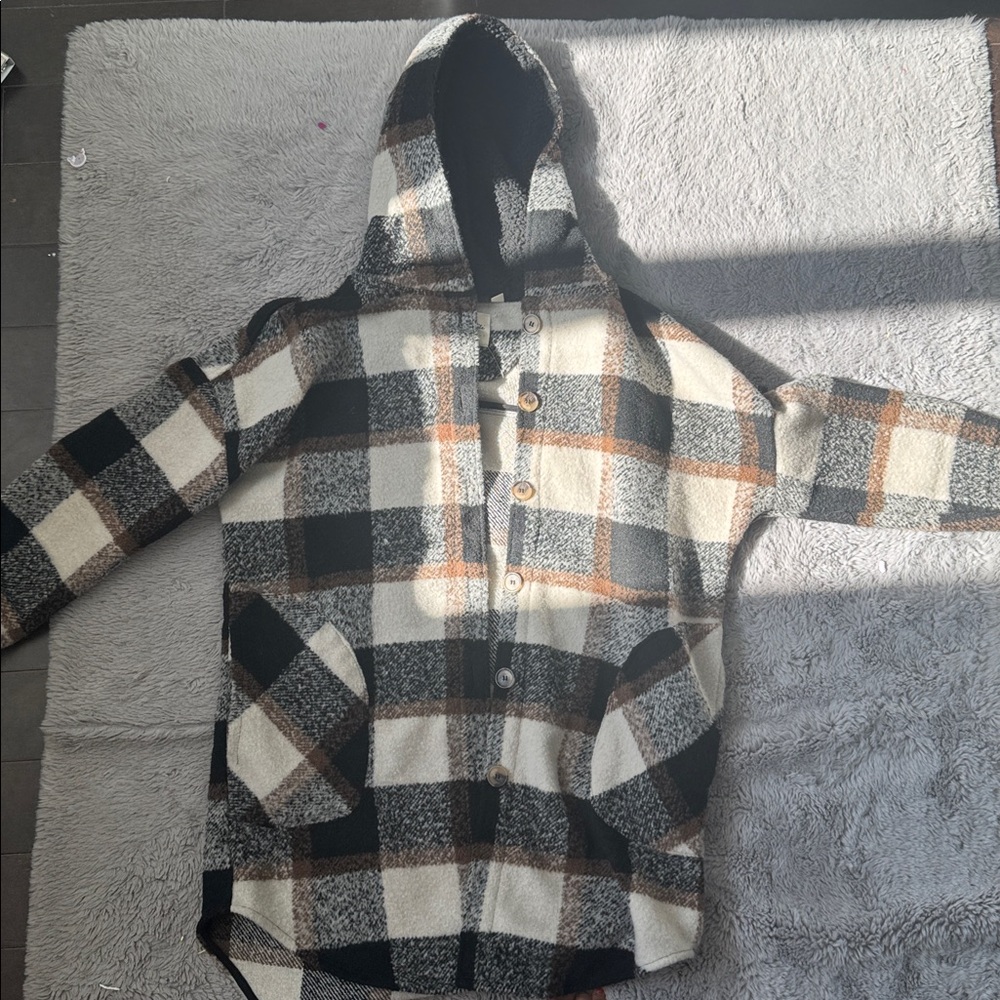 Checkered Hooded Jacket with Pockets